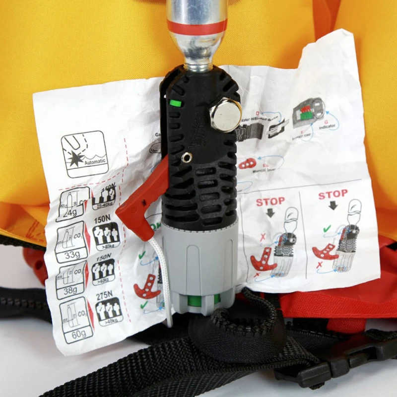 Gilet Gonflable ESSENTIAL ZIP Automatique Avec Harnais 170 N - Rouge – Image 4